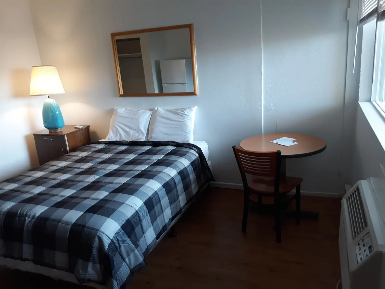 Downtown Extended Stay, 320 Main Ave S